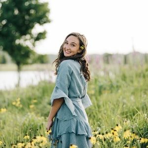 Meet your Posher, Ainsley